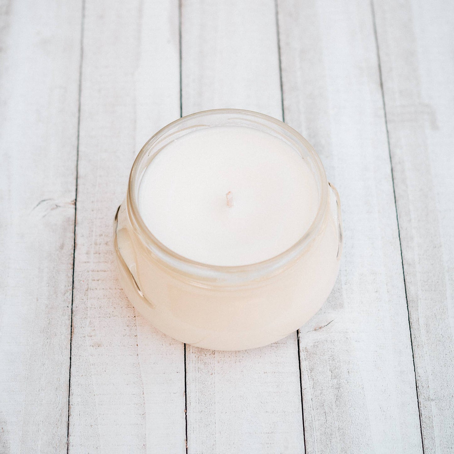 11 oz Cotton Winds Candle